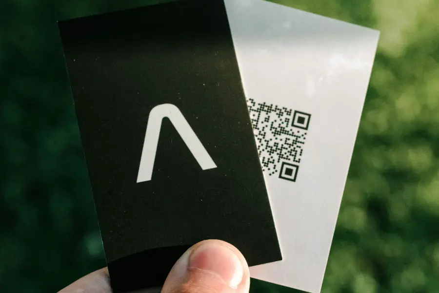 How to Use QR Codes on Business Cards to Make a Lasting Impression