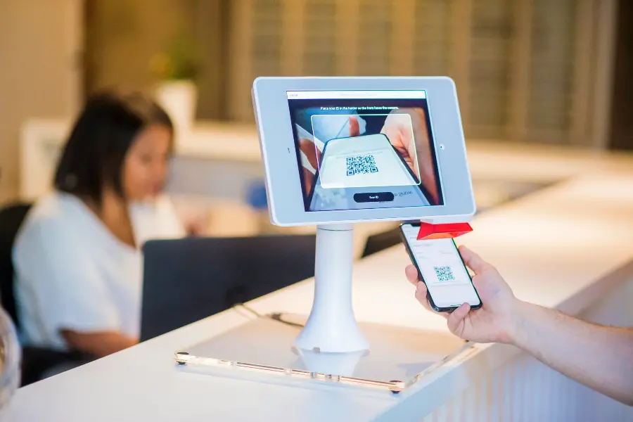 Static vs. Dynamic QR Codes: Which One is Right for You?